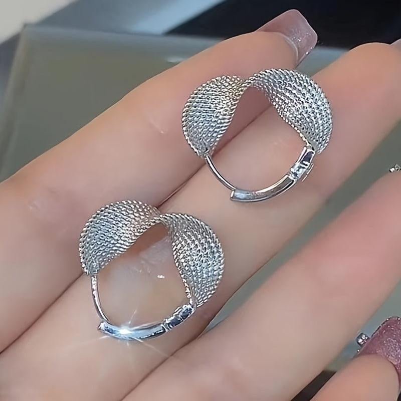 Twisted hoop earring - Milaaf Jewellers